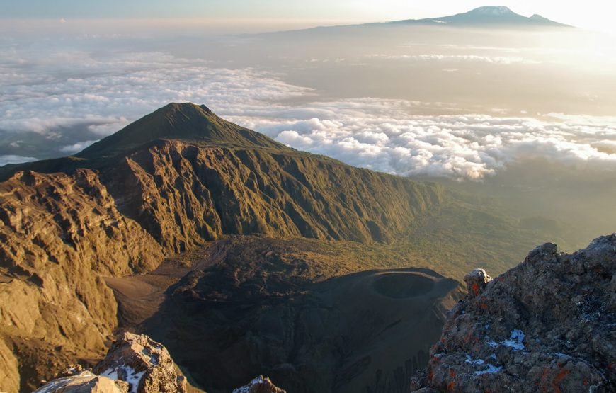 Momela Route -Mount Meru – 4 days