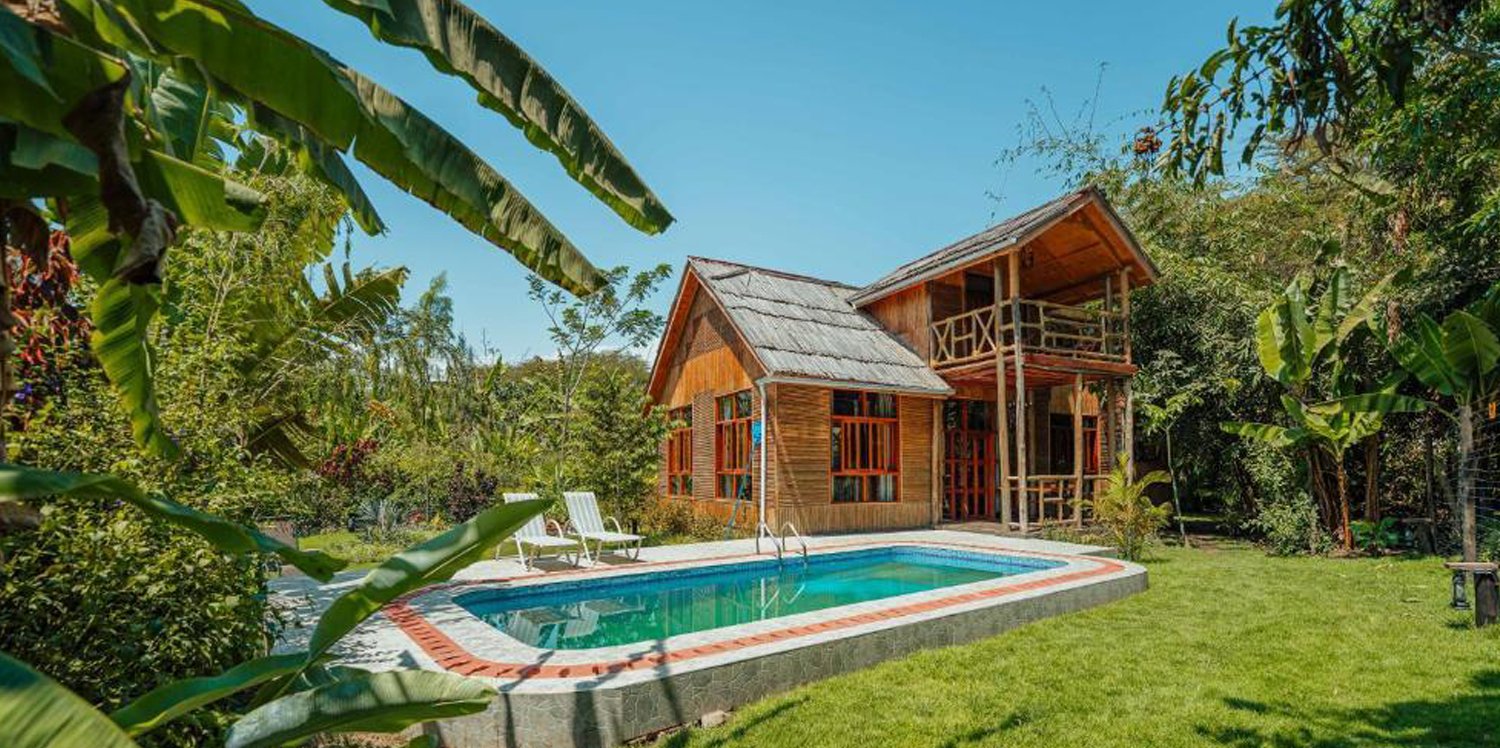 Under The Shade Safari Lodge