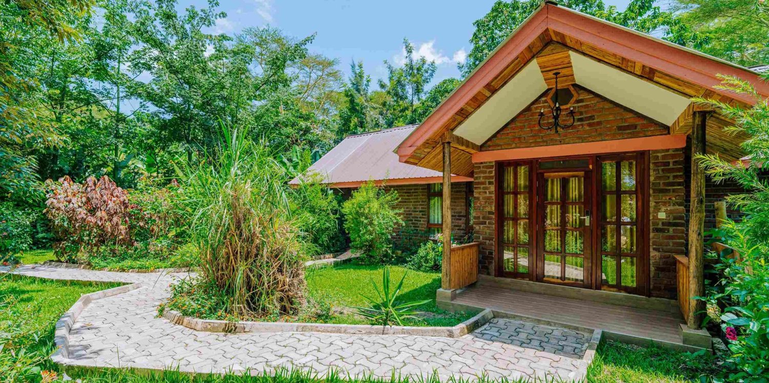 Under The Shade Safari Lodge.